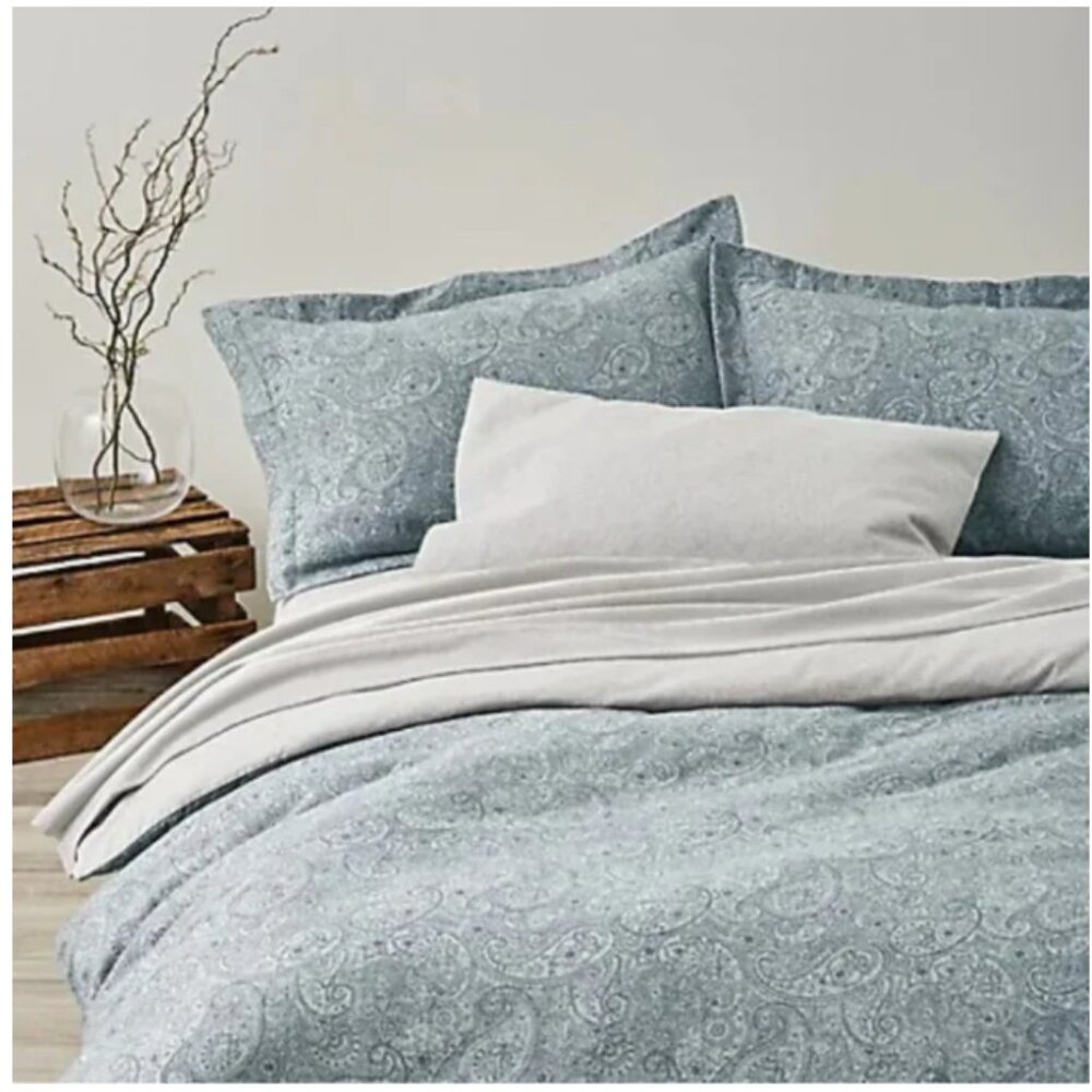 Boutique Queen Flannel Duvet Cover Set Blue Paisley 3-Piece 92x90 Hudson Bay